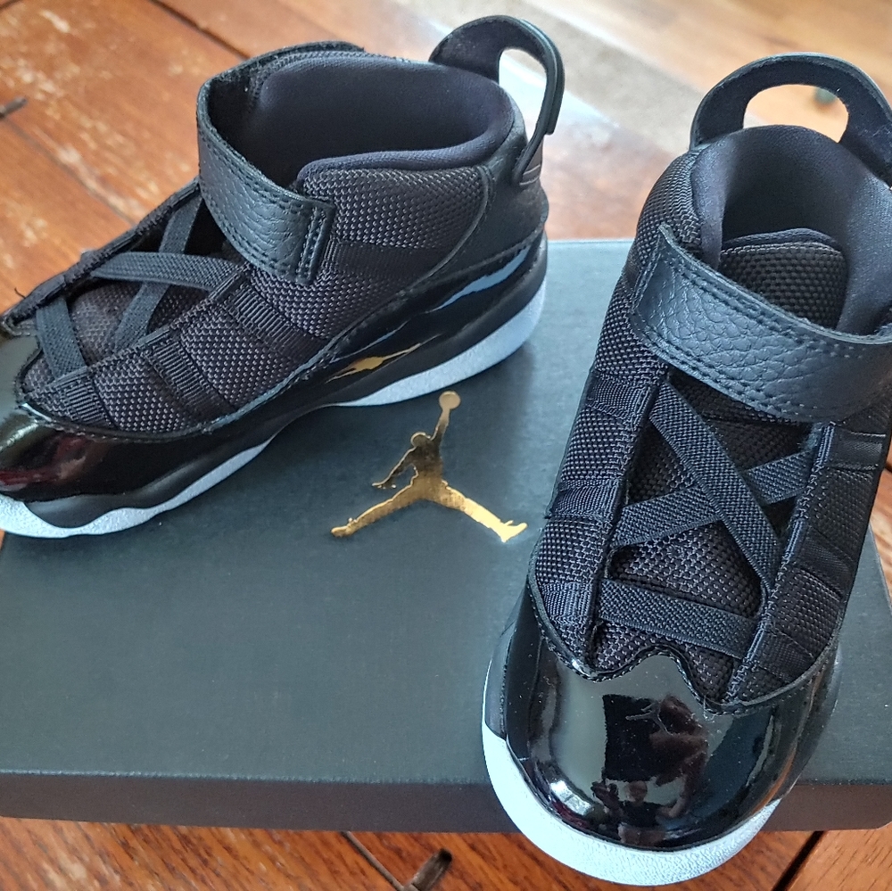 Toddler boy Jordan sneakers